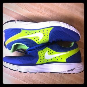 Nike Lunarswift +4 Running Shoes